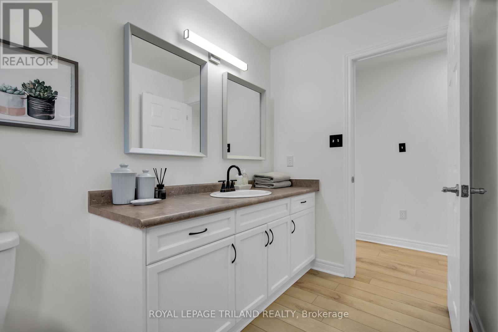 1547 Beaverbrook Avenue, London North (North M), Ontario  N6H 5V3 - Photo 31 - X12502756