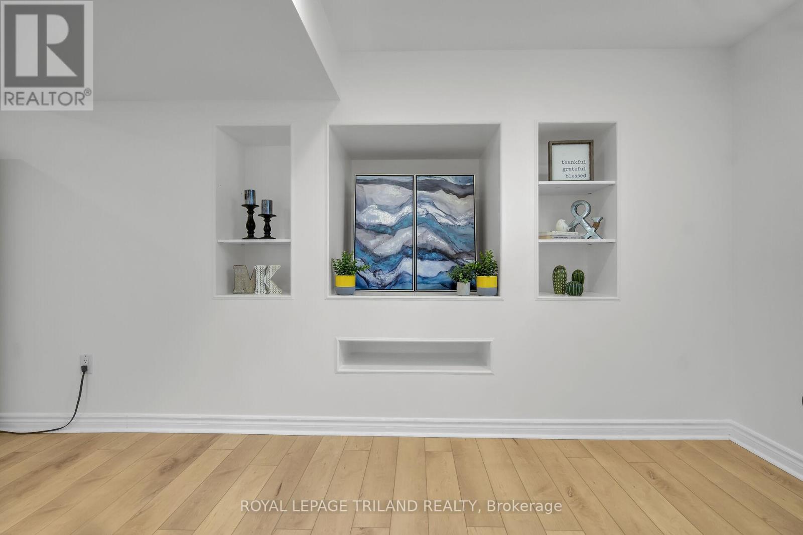 1547 Beaverbrook Avenue, London North (North M), Ontario  N6H 5V3 - Photo 35 - X12502756