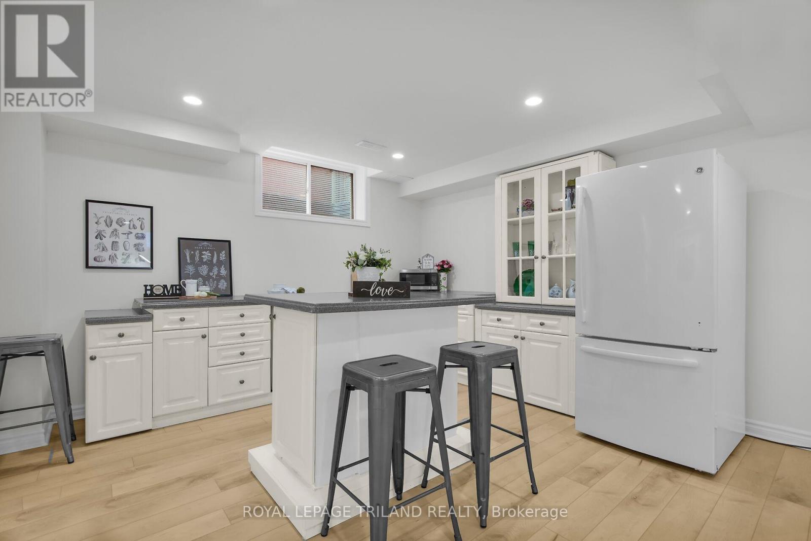 1547 Beaverbrook Avenue, London North (North M), Ontario  N6H 5V3 - Photo 37 - X12502756