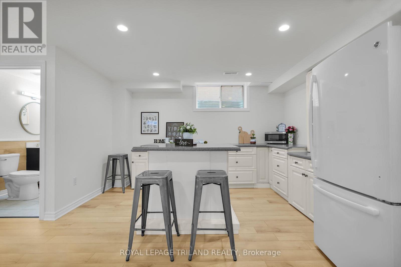 1547 Beaverbrook Avenue, London North (North M), Ontario  N6H 5V3 - Photo 38 - X12502756