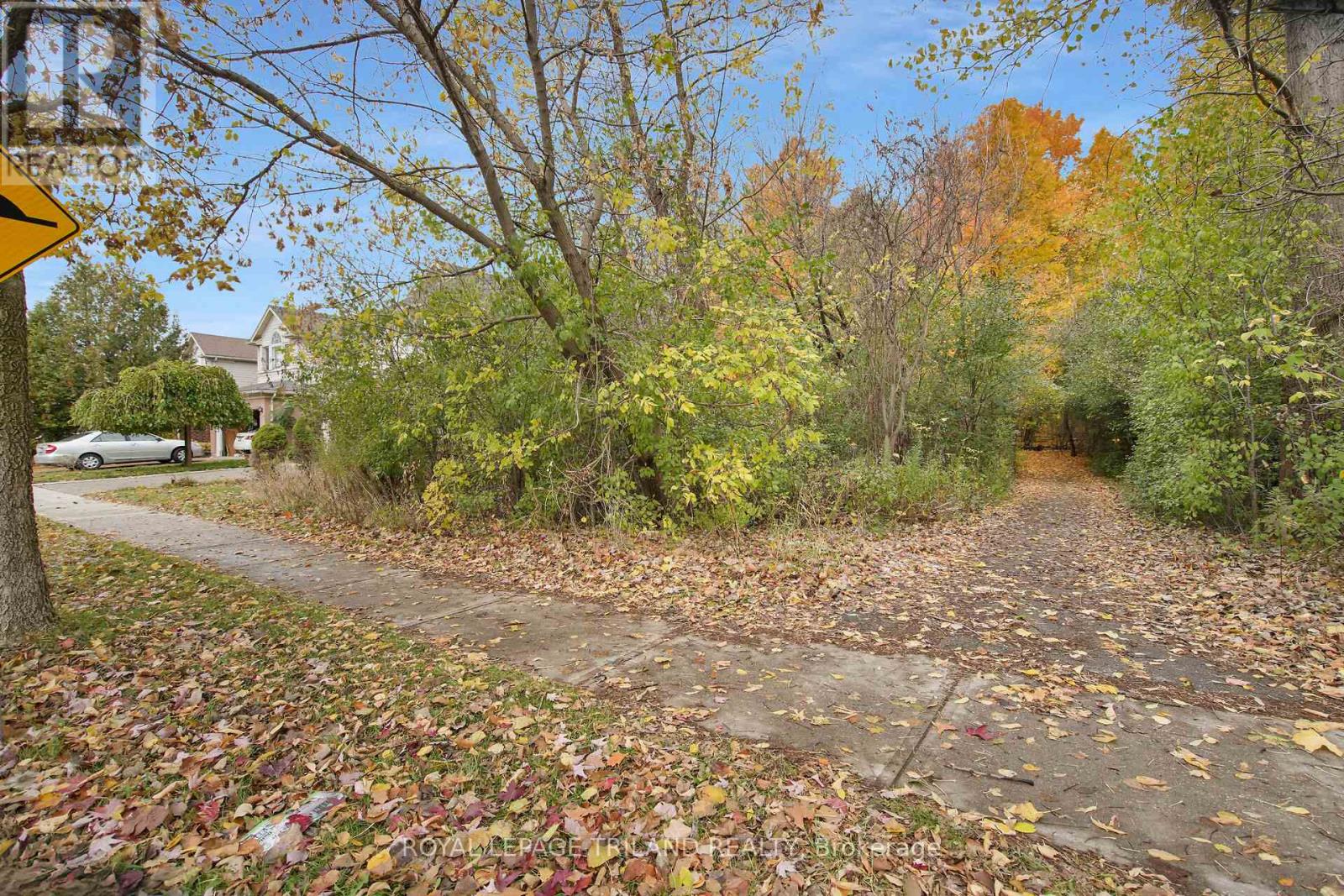 1547 Beaverbrook Avenue, London North (North M), Ontario  N6H 5V3 - Photo 48 - X12502756