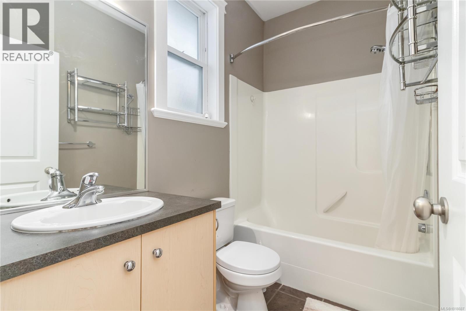 909 Cavalcade Terr, Langford, British Columbia  V8B 6W6 - Photo 31 - 1018607