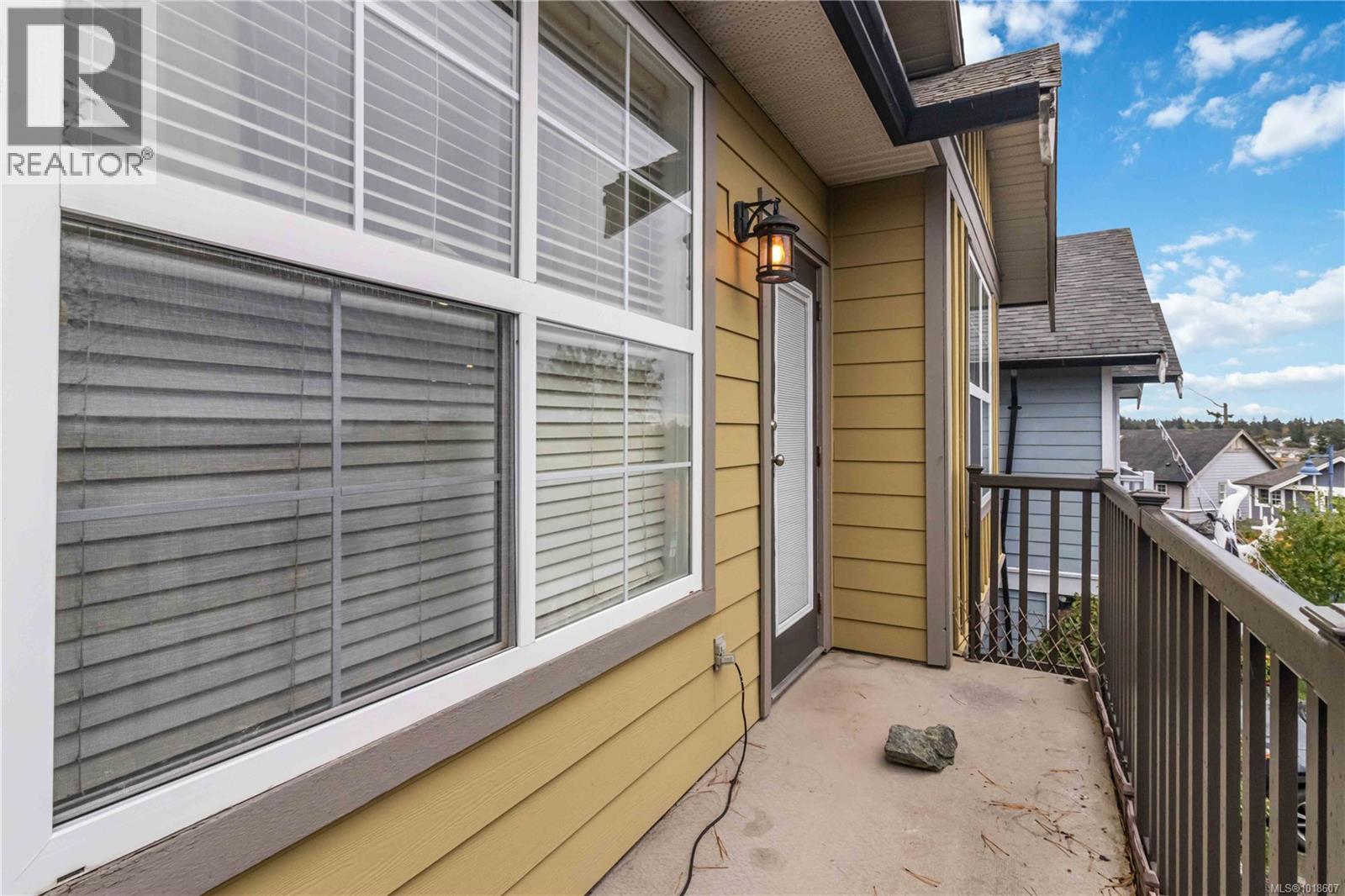 909 Cavalcade Terr, Langford, British Columbia  V8B 6W6 - Photo 38 - 1018607