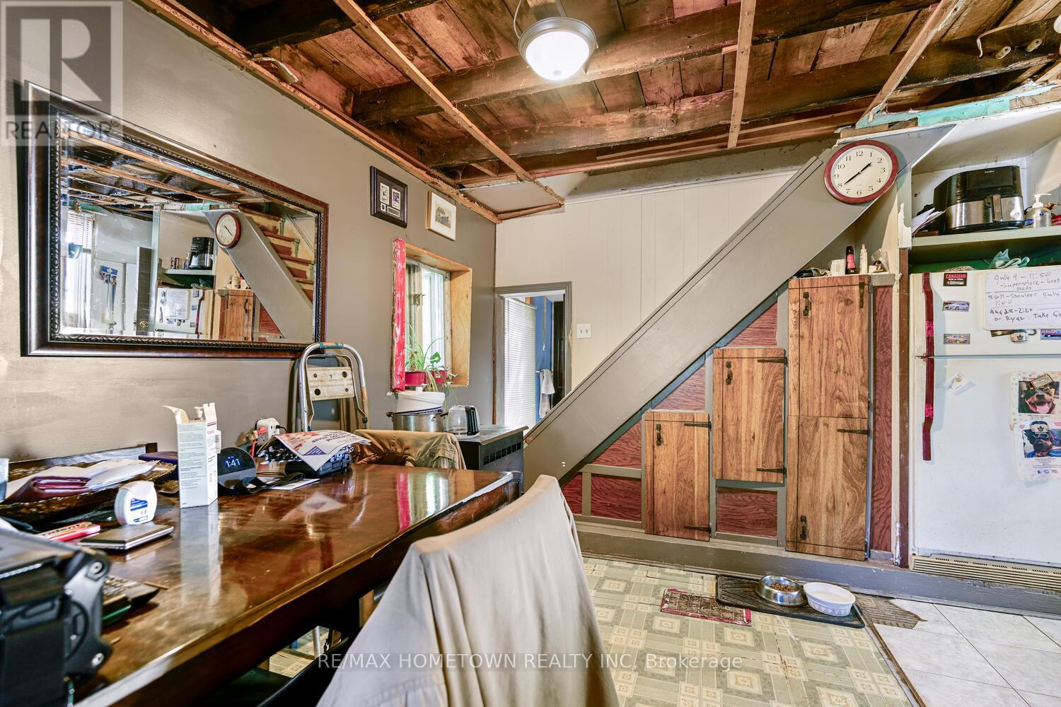 44 Stewart Boulevard, Brockville, Ontario K6V 4W1 - Photo 15 - X12375398