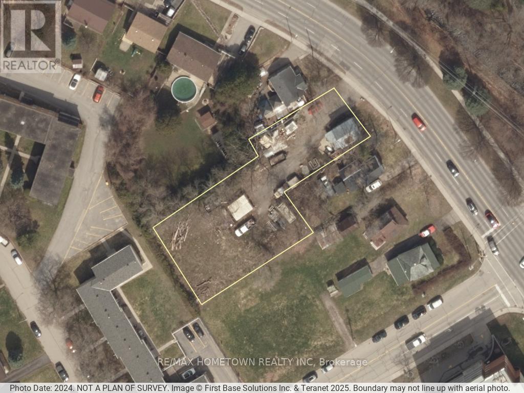 44 Stewart Boulevard, Brockville, Ontario K6V 4W1 - Photo 2 - X12375398