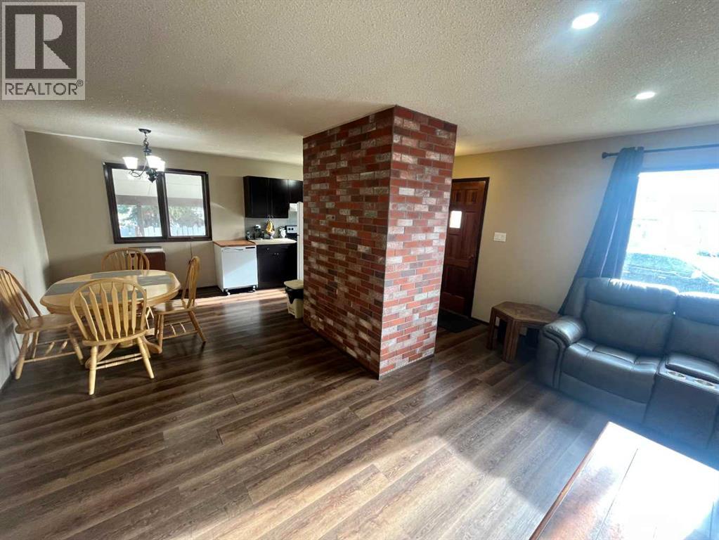 4633 51 Avenue, Taber, Alberta  T1G 1B4 - Photo 6 - A2268283