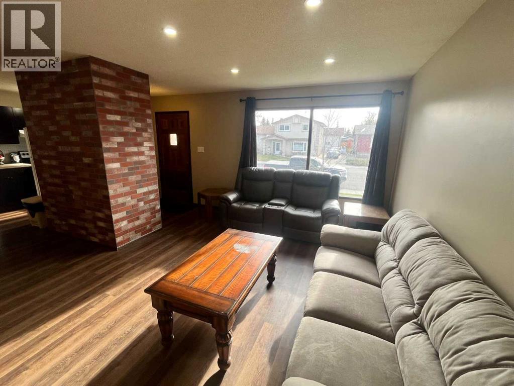 4633 51 Avenue, Taber, Alberta  T1G 1B4 - Photo 10 - A2268283