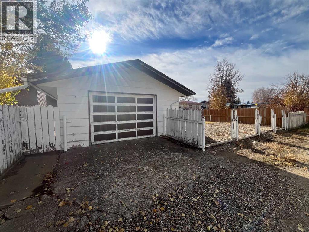 4633 51 Avenue, Taber, Alberta  T1G 1B4 - Photo 27 - A2268283