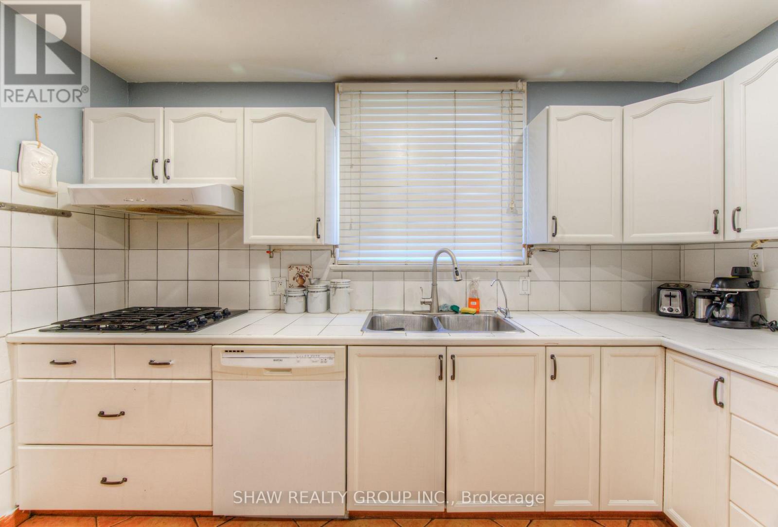 495 Melvin Avenue, Hamilton, Ontario  L8H 2L9 - Photo 49 - X12502324