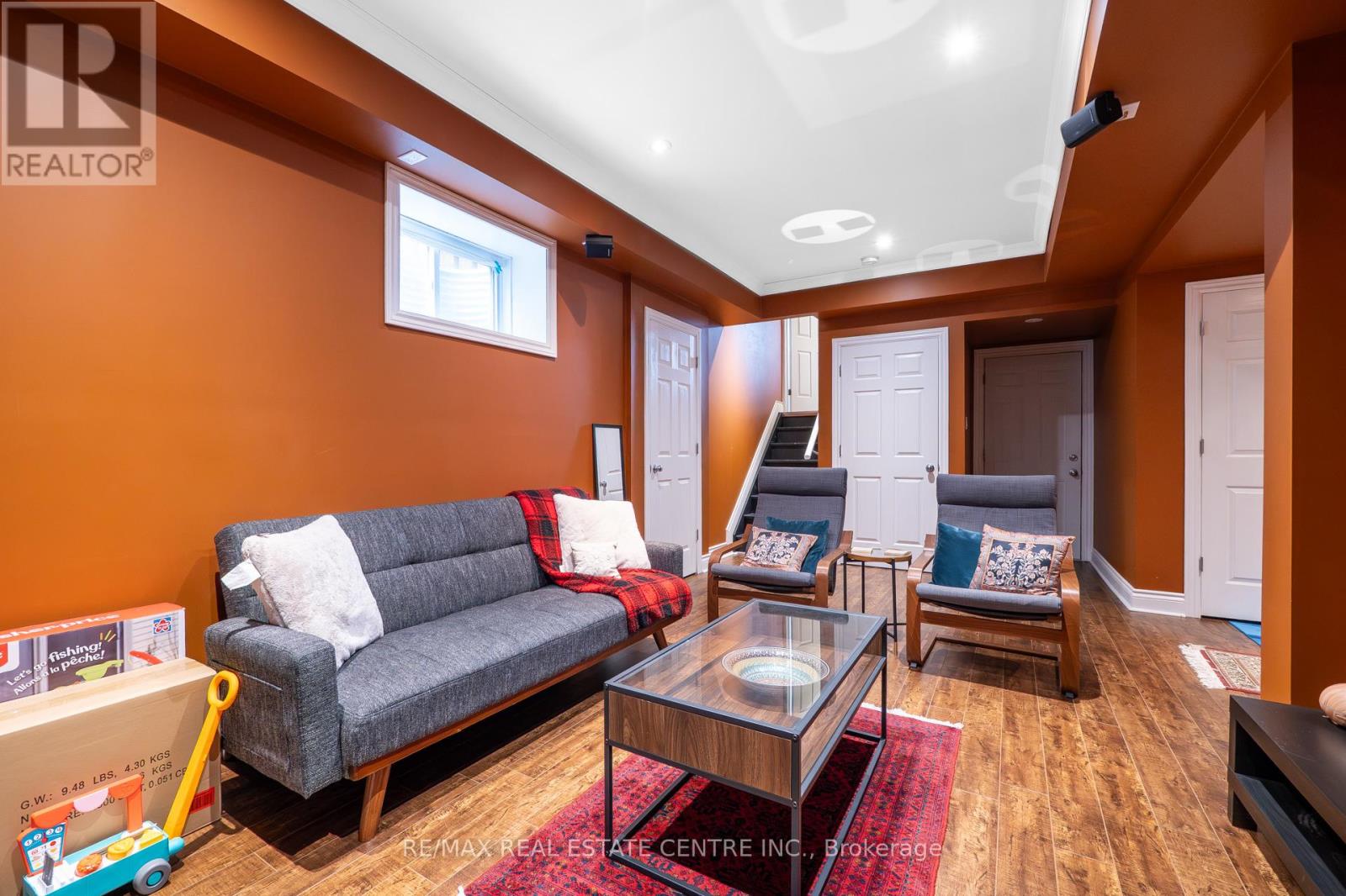 110 Oakes Crescent, Guelph, Ontario  N1E 0J5 - Photo 34 - X12502374