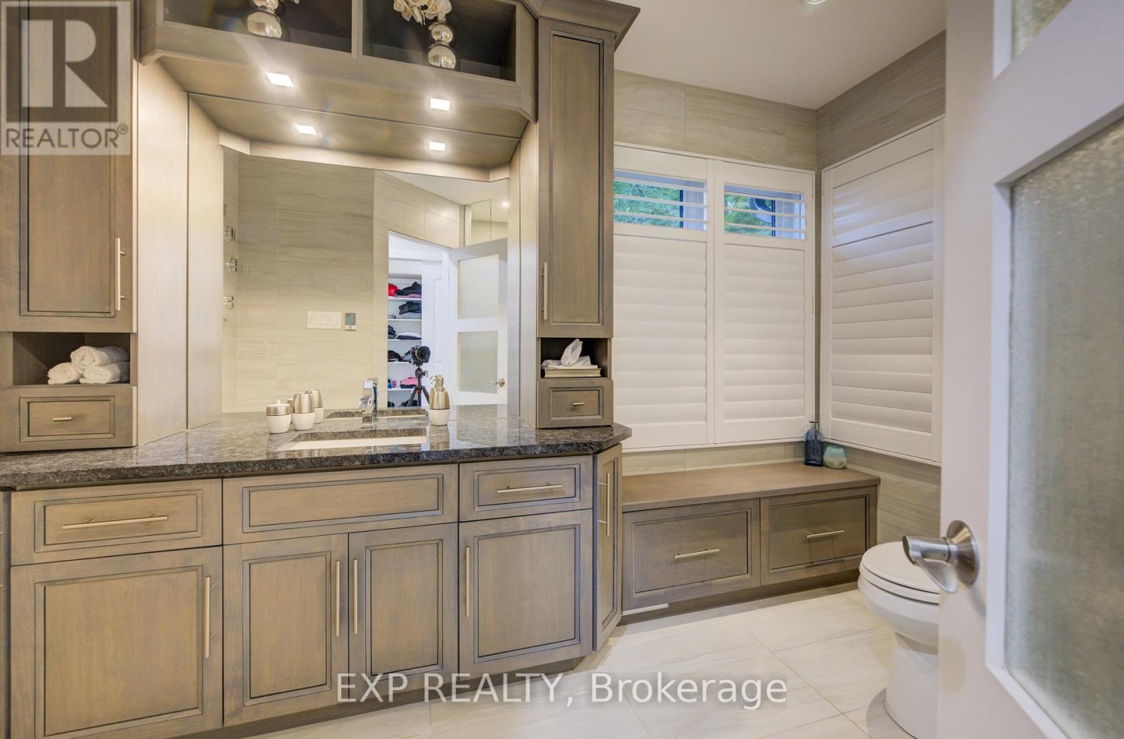 28 Musselman Crescent, Woolwich, Ontario  N0B 1N0 - Photo 19 - X12502378