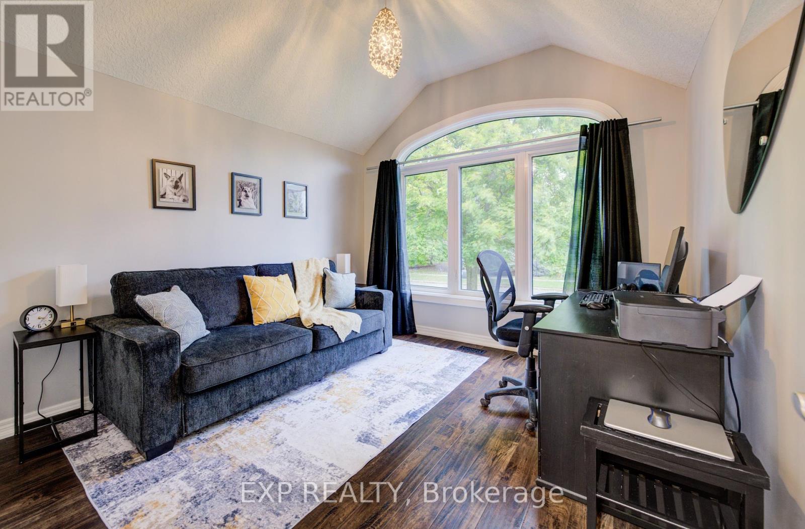 28 Musselman Crescent, Woolwich, Ontario  N0B 1N0 - Photo 23 - X12502378