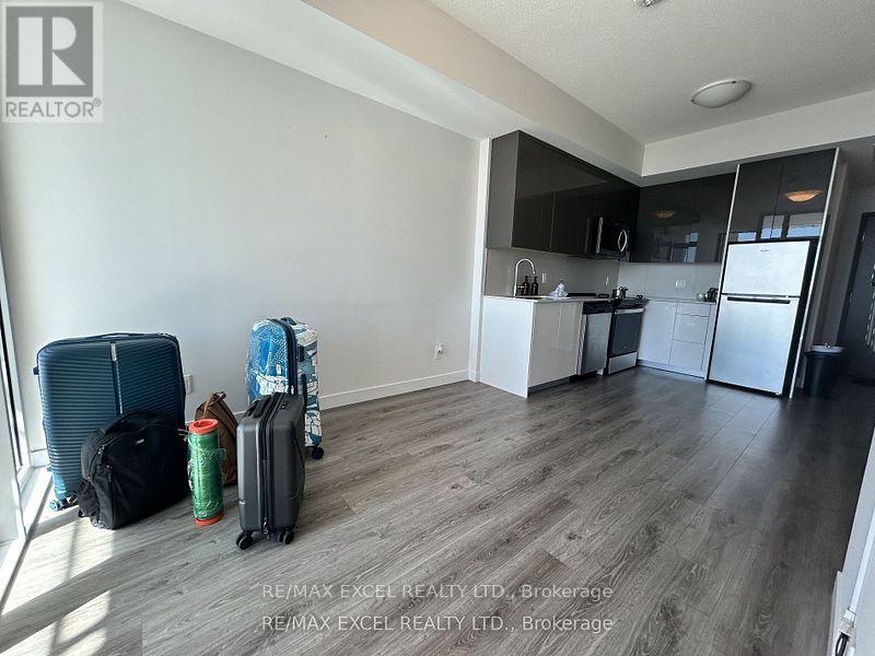 1513 - 60 Frederick Street, Kitchener, Ontario  N2H 0C7 - Photo 3 - X12502382