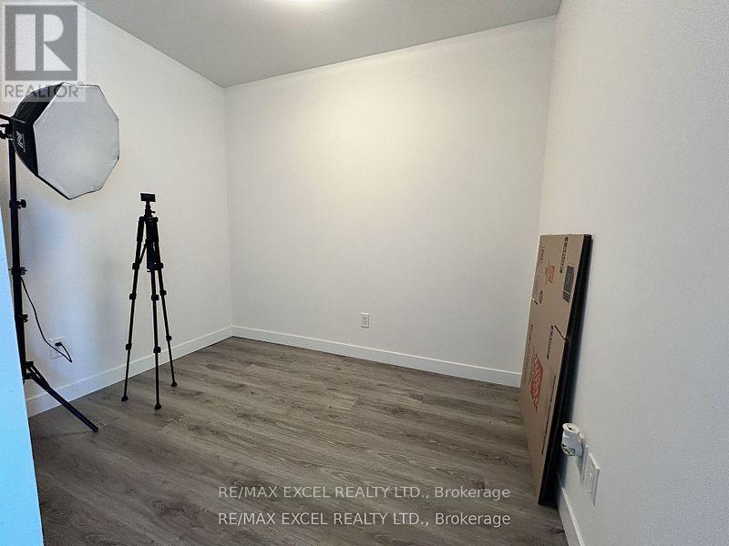 1513 - 60 Frederick Street, Kitchener, Ontario  N2H 0C7 - Photo 7 - X12502382