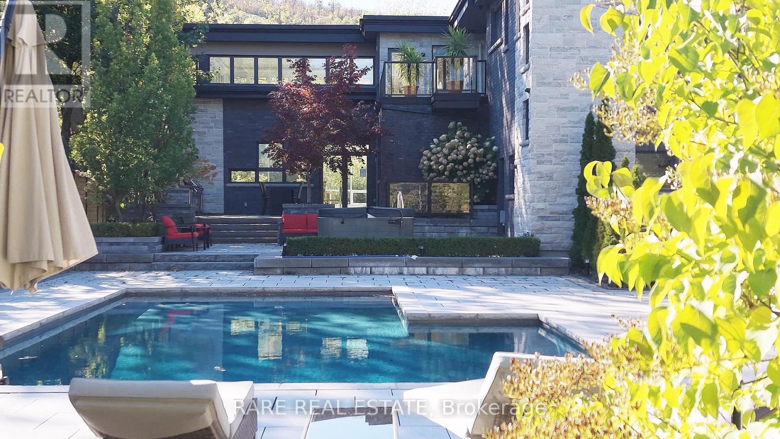 125 Craigmore Crescent, Blue Mountains, Ontario  L9Y 0N6 - Photo 34 - X12502496