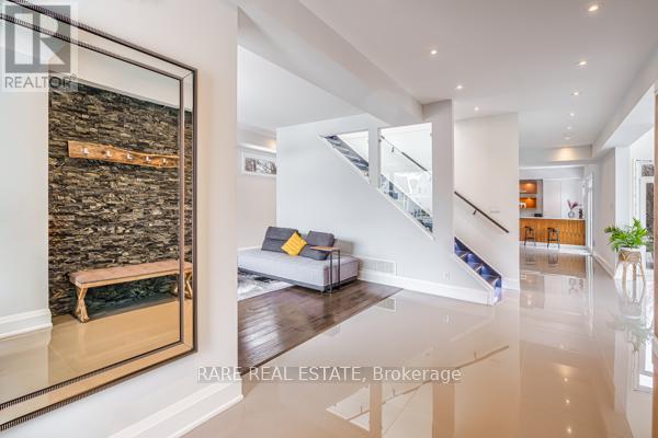 125 Craigmore Crescent, Blue Mountains, Ontario  L9Y 0N6 - Photo 4 - X12502496