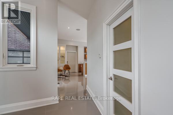 125 Craigmore Crescent, Blue Mountains, Ontario  L9Y 0N6 - Photo 5 - X12502496