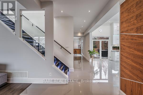 125 Craigmore Crescent, Blue Mountains, Ontario  L9Y 0N6 - Photo 8 - X12502496