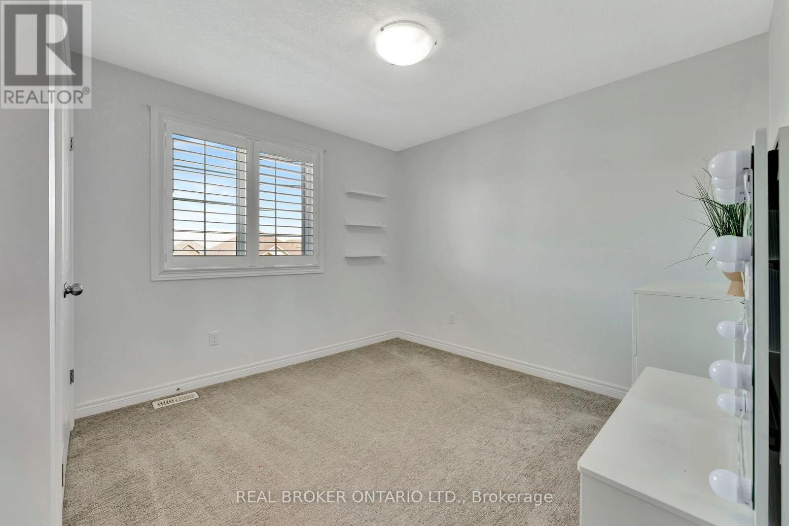 3 Crawford Place, Brant, Ontario  N3L 0A6 - Photo 20 - X12502564