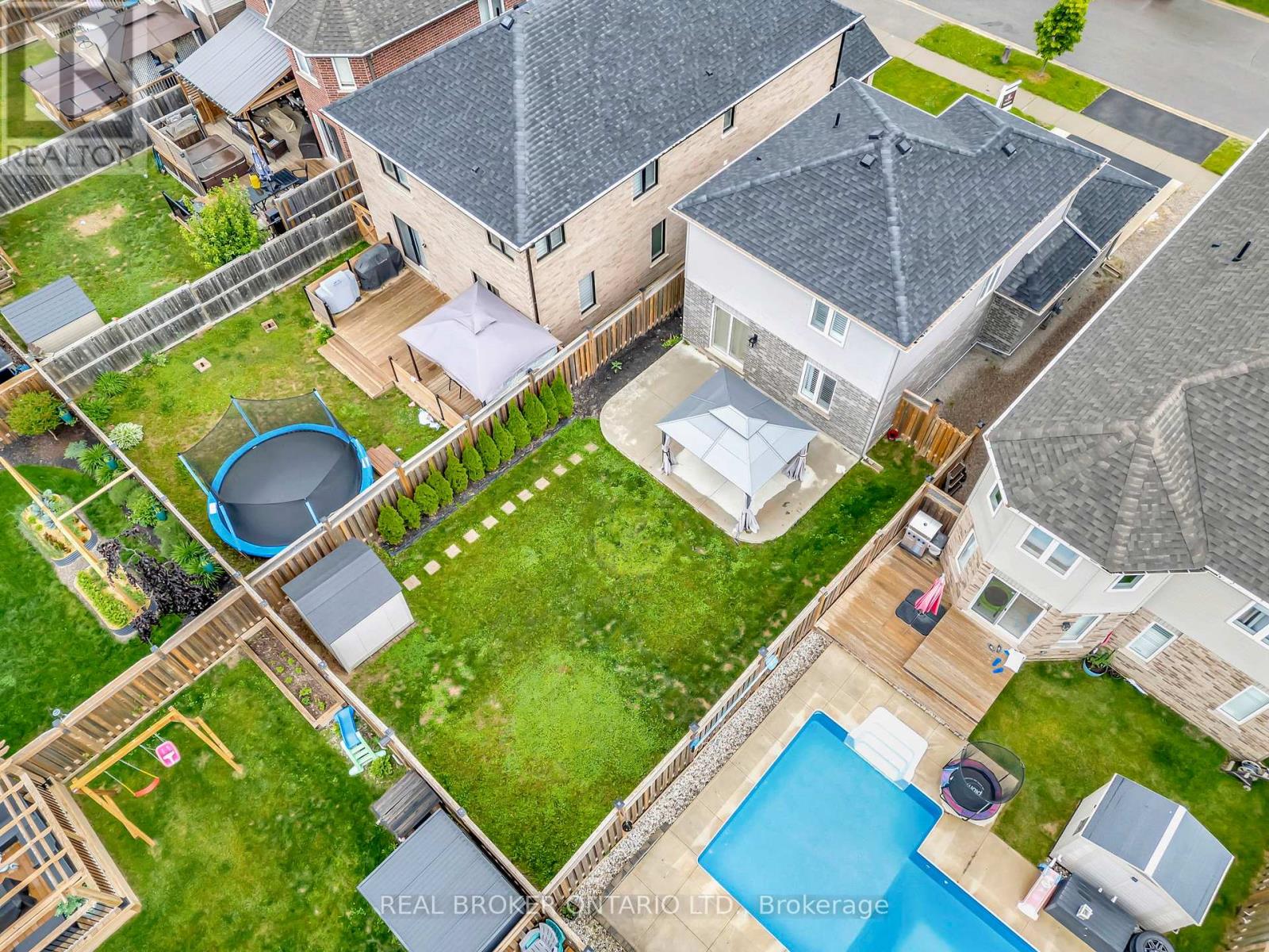 3 Crawford Place, Brant, Ontario  N3L 0A6 - Photo 34 - X12502564