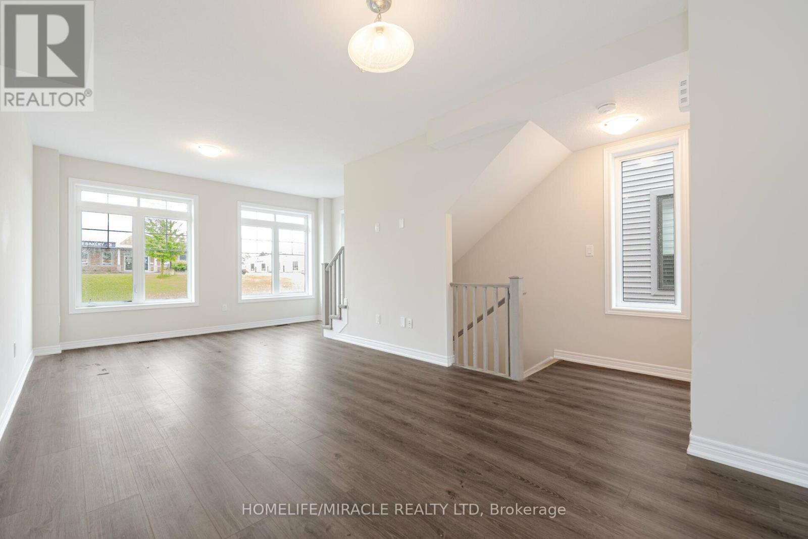 70 - 10 Birmingham Drive E, Cambridge, Ontario  N1R 0C6 - Photo 9 - X12502608