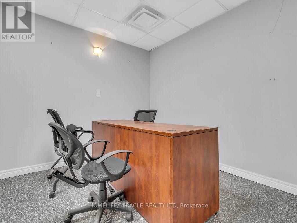 389 Lyle (Main Floor) Street, London East, Ontario  N5W 3R6 - Photo 10 - X12502610