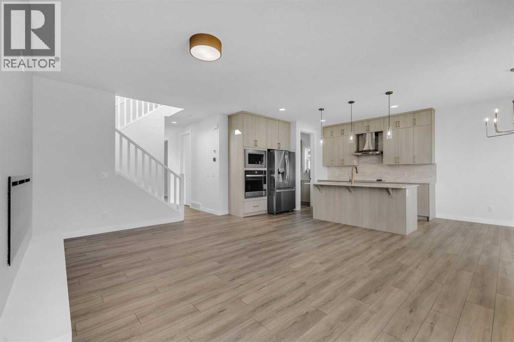 100 Corner Glen Manor Ne, Calgary, Alberta  T3N 1B9 - Photo 12 - A2257435