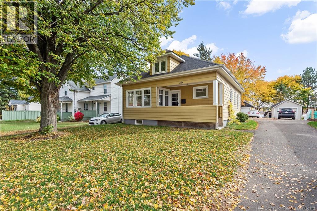 244 Salisbury Road, Moncton, New Brunswick  E1E 1A7 - Photo 1 - NB128999