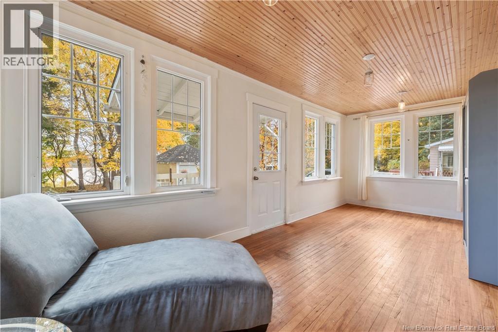 244 Salisbury Road, Moncton, New Brunswick  E1E 1A7 - Photo 6 - NB128999