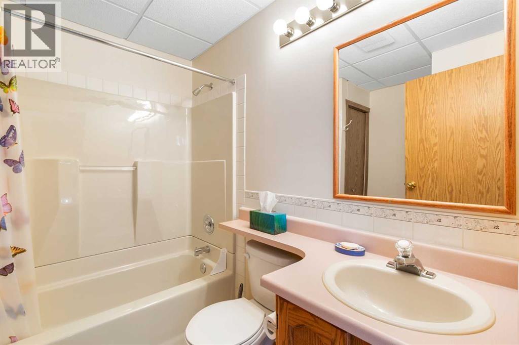 131 Tipping Close Se, Airdrie, Alberta  T4A 2A7 - Photo 16 - A2268362