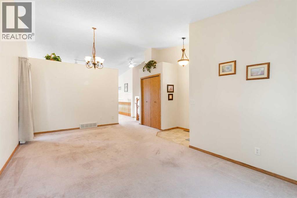 131 Tipping Close Se, Airdrie, Alberta  T4A 2A7 - Photo 7 - A2268362