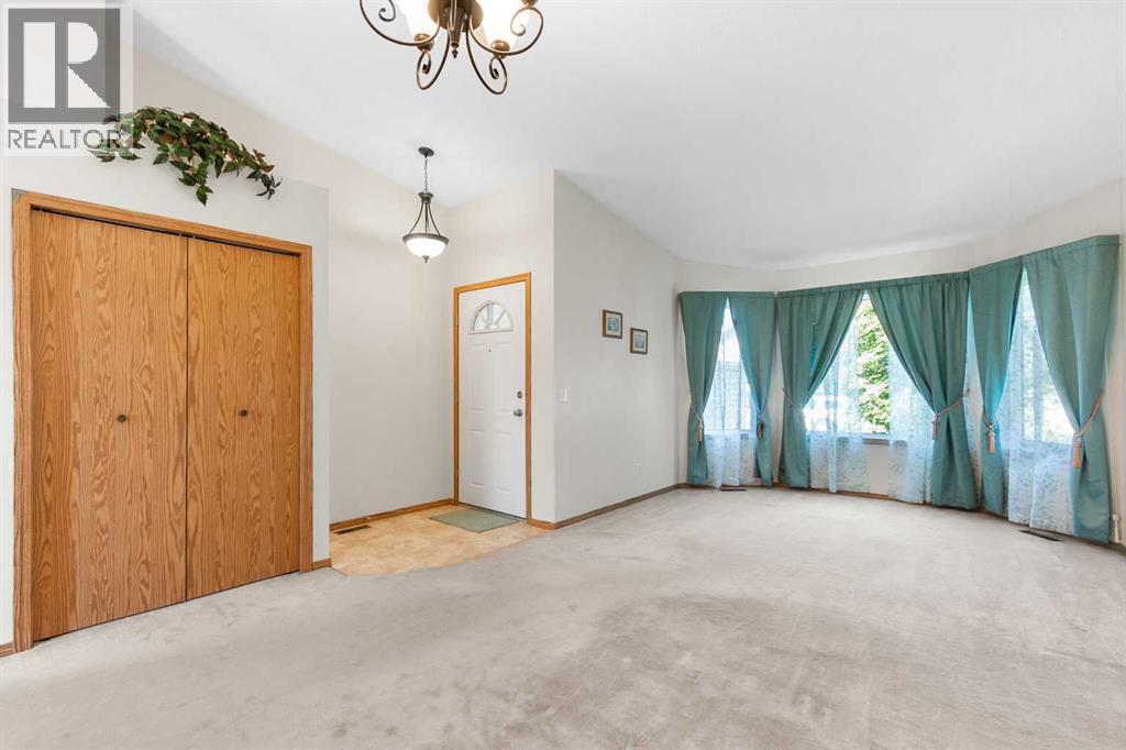 131 Tipping Close Se, Airdrie, Alberta  T4A 2A7 - Photo 5 - A2268362