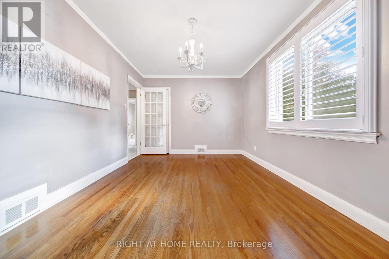 357 Drewry Avenue, Toronto, Ontario  M2R 2K3 - Photo 10 - C12502370