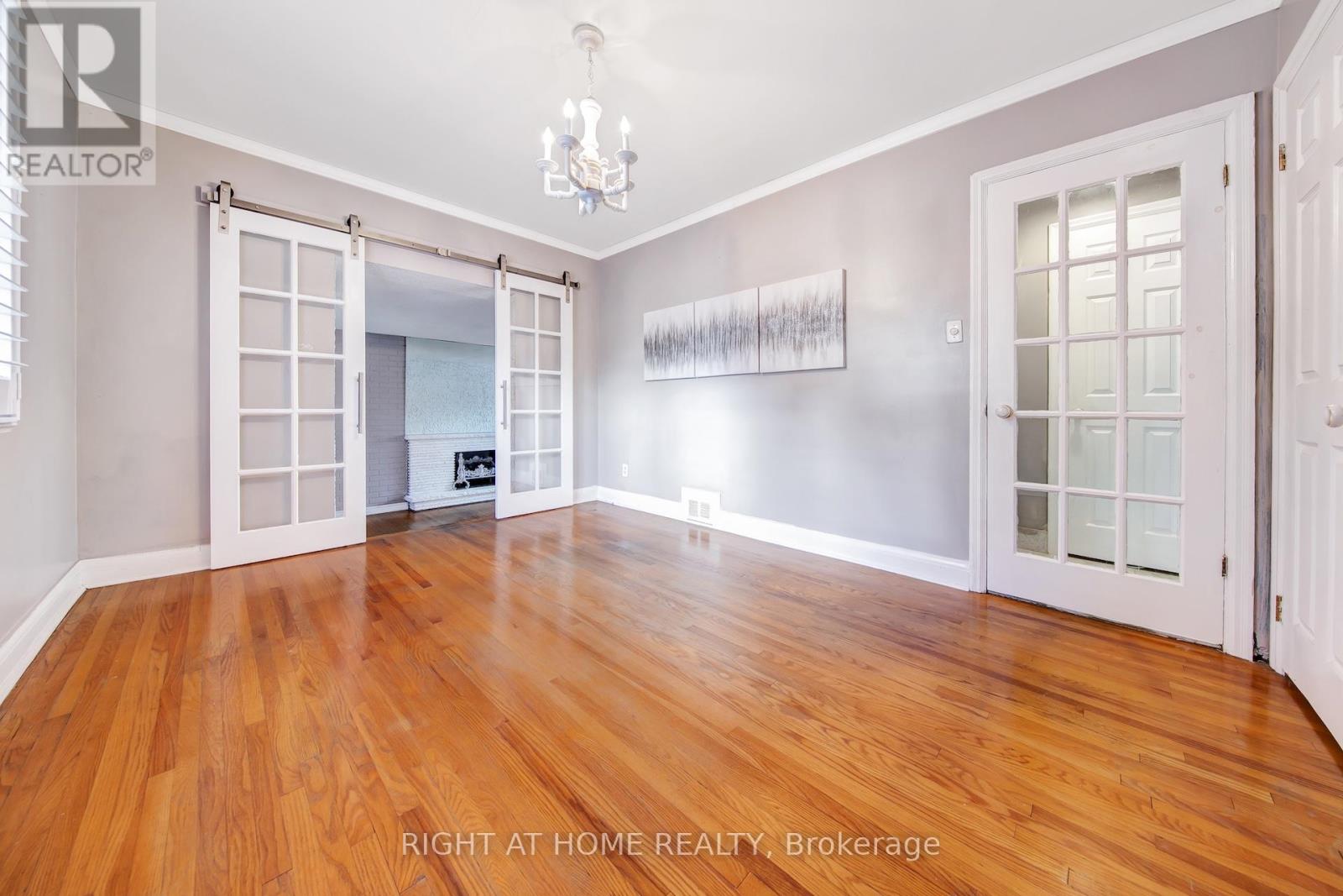 357 Drewry Avenue, Toronto, Ontario  M2R 2K3 - Photo 9 - C12502370