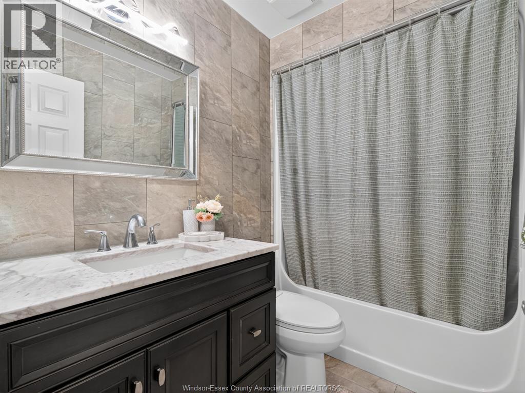 2487 Duneshill, Windsor, Ontario  N8P 1V6 - Photo 14 - 25027821