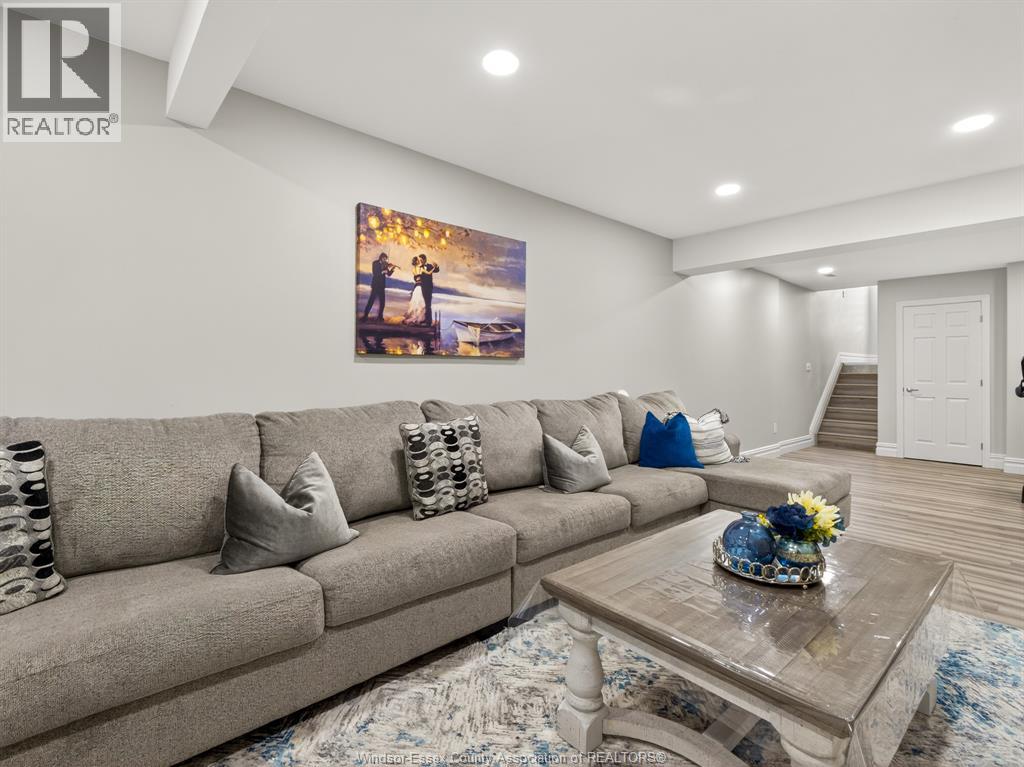 2487 Duneshill, Windsor, Ontario  N8P 1V6 - Photo 18 - 25027821