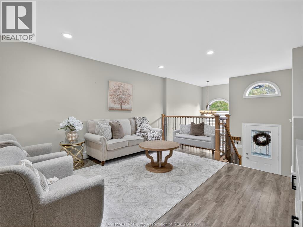 2487 Duneshill, Windsor, Ontario  N8P 1V6 - Photo 4 - 25027821