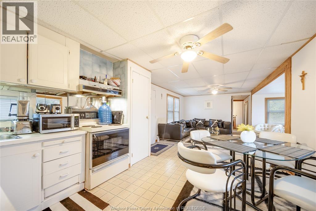 56 Holly Street, Lakeshore, Ontario  N8N 2V1 - Photo 18 - 25027809