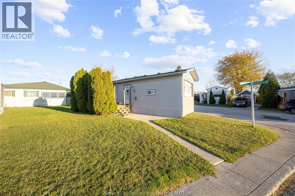 56 Holly Street, Lakeshore, Ontario  N8N 2V1 - Photo 2 - 25027809