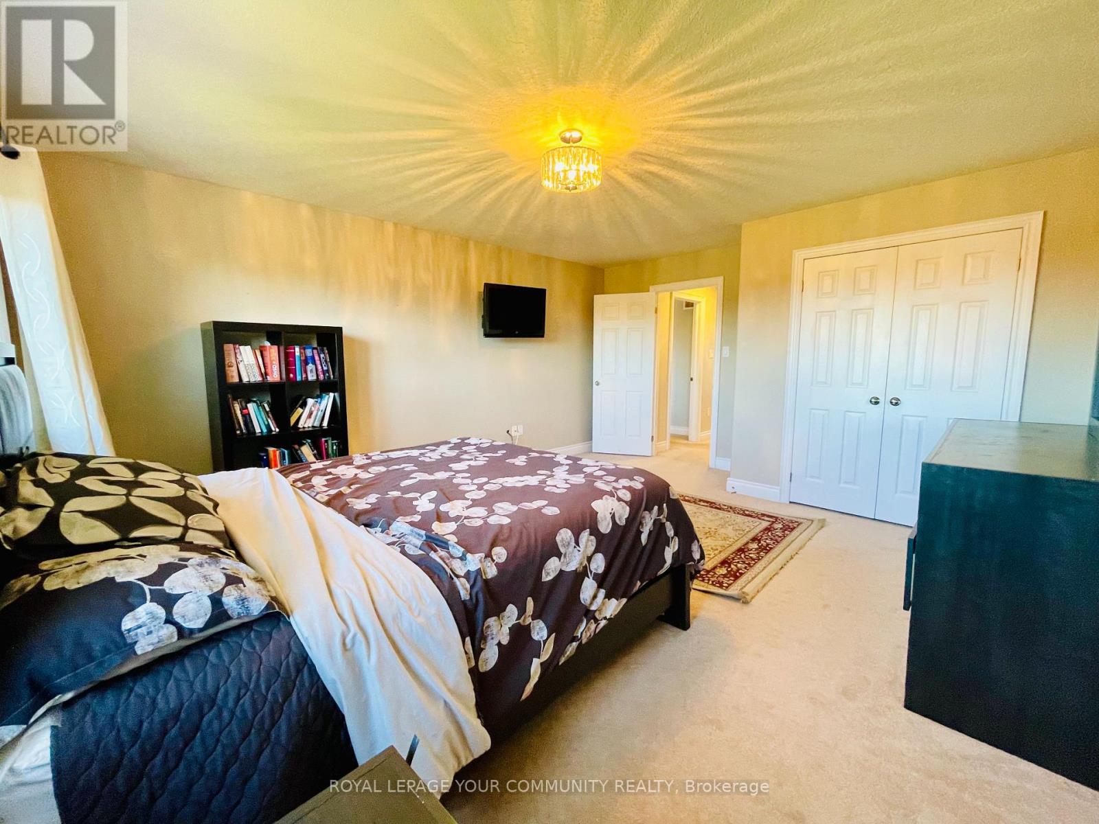 (Upper) - 996 Booth Avenue, Innisfil, Ontario  L9S 0A4 - Photo 24 - N12502316