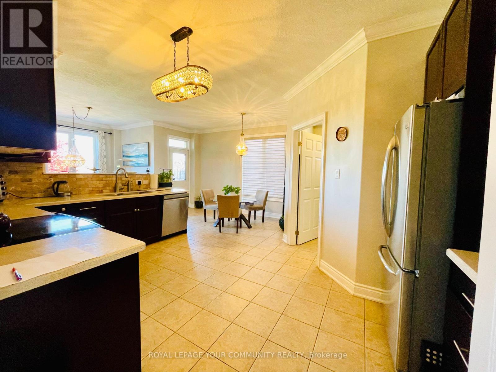 (Upper) - 996 Booth Avenue, Innisfil, Ontario  L9S 0A4 - Photo 7 - N12502316