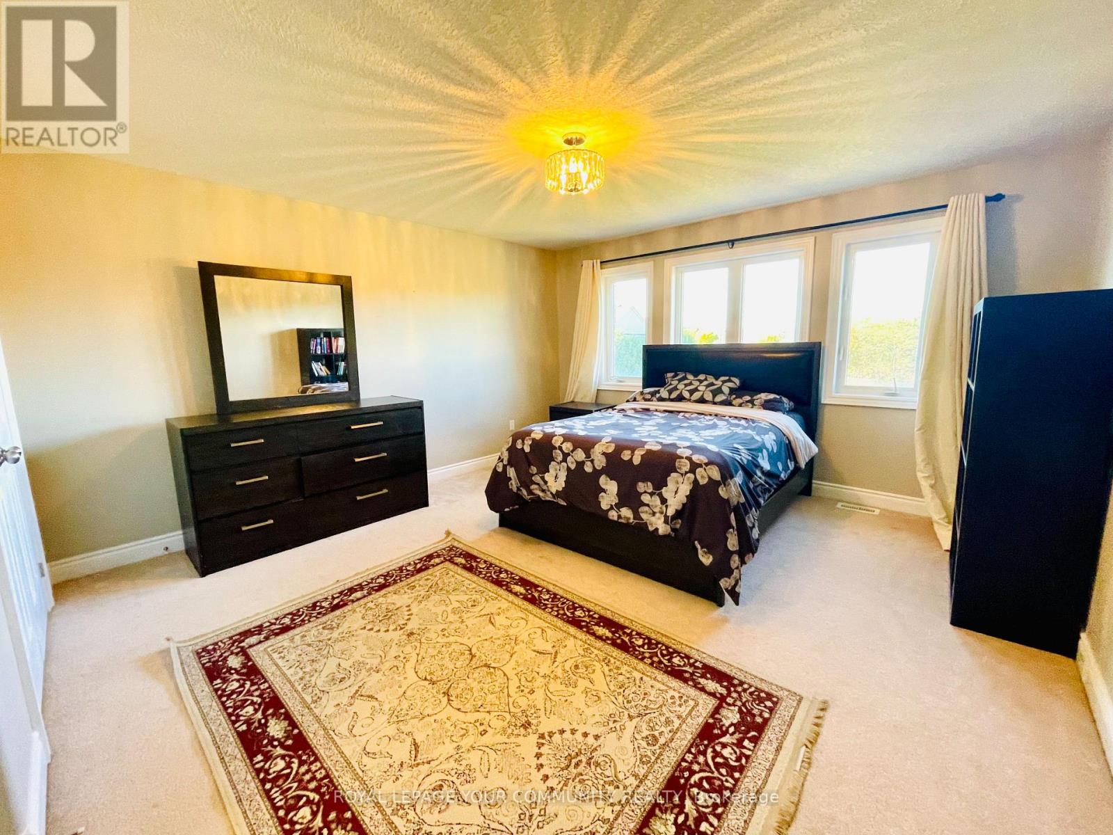 (Upper) - 996 Booth Avenue, Innisfil, Ontario  L9S 0A4 - Photo 23 - N12502316