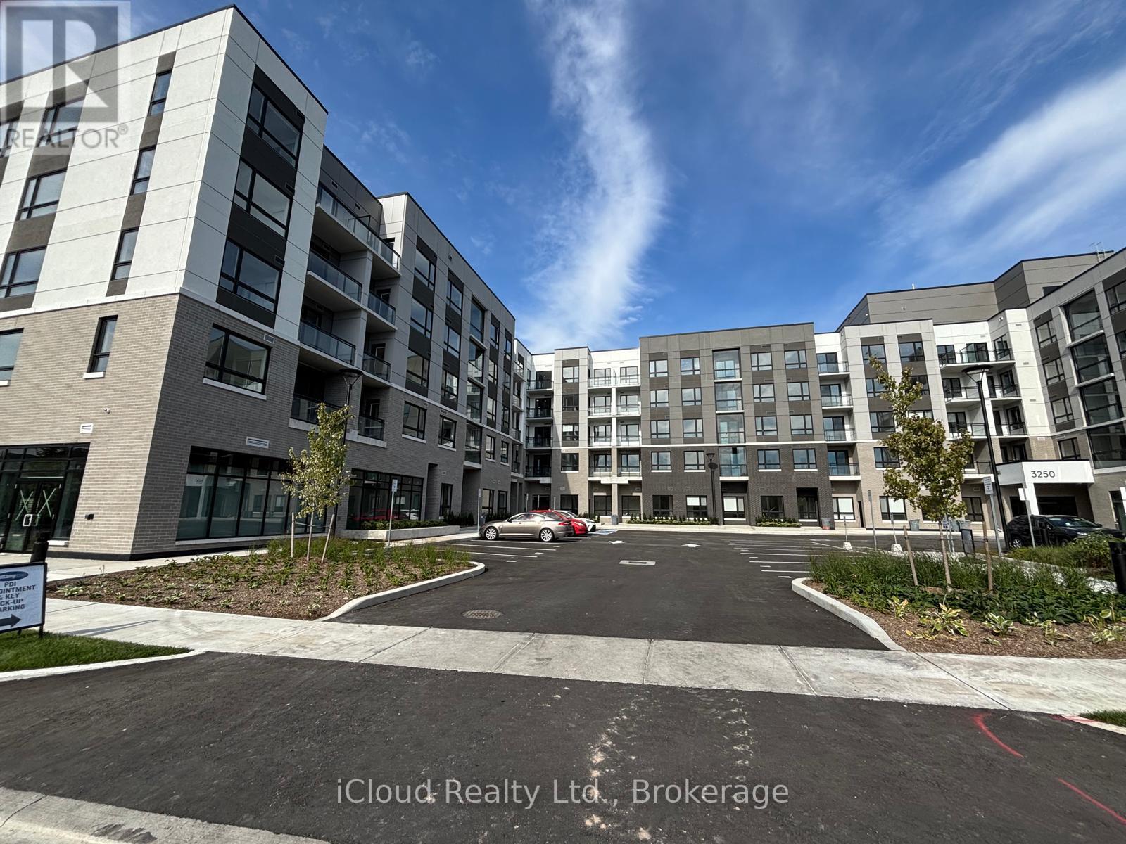 112 - 3250 Carding Mill Trail, Oakville, Ontario L6M 1L3 - Photo 22 - W12486741