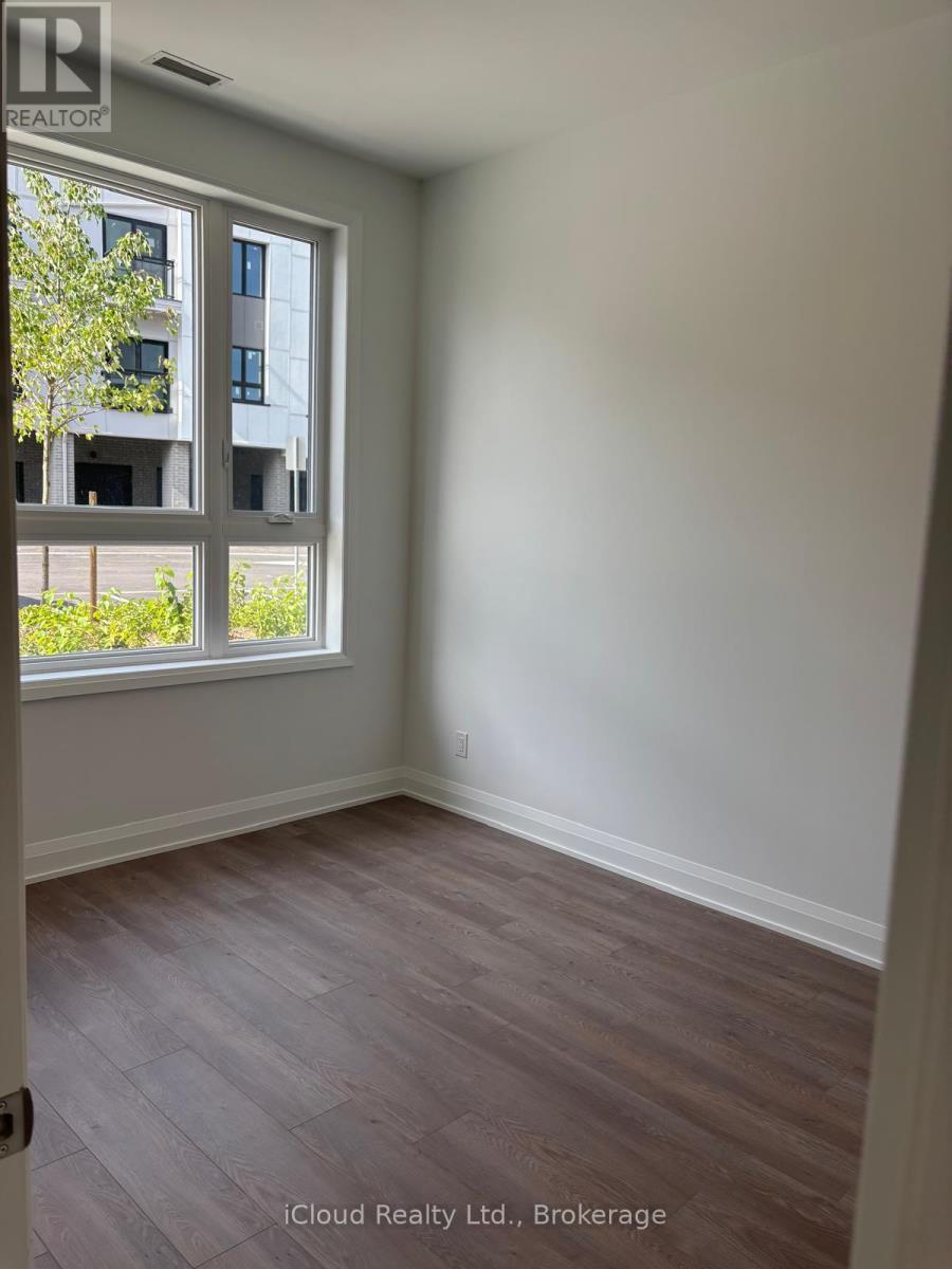 112 - 3250 Carding Mill Trail, Oakville, Ontario L6M 1L3 - Photo 8 - W12486741