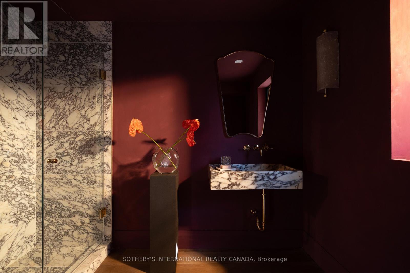 36 Rosemeade Avenue, Toronto, Ontario  M8Y 3A3 - Photo 16 - W12502514