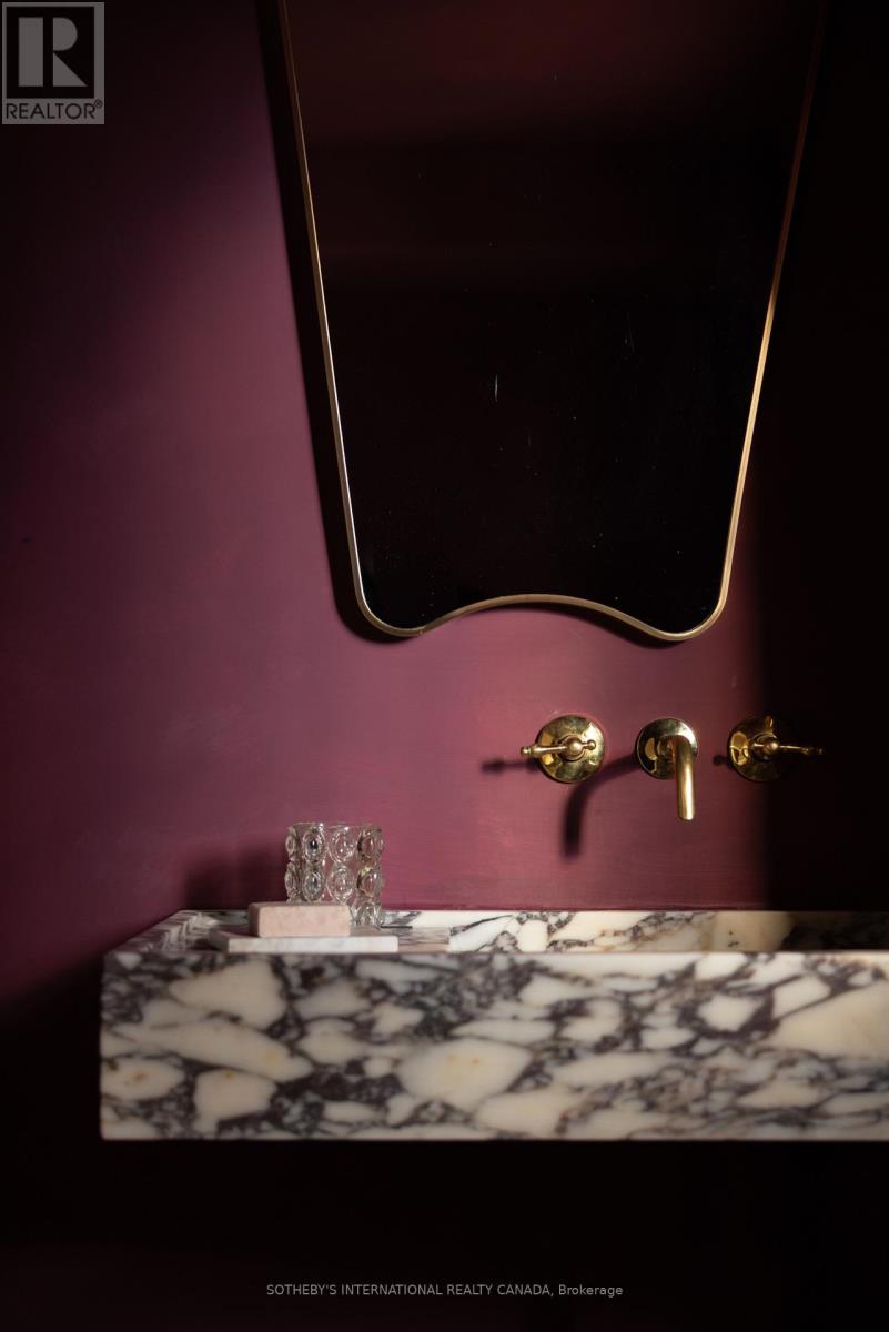 36 Rosemeade Avenue, Toronto, Ontario  M8Y 3A3 - Photo 17 - W12502514