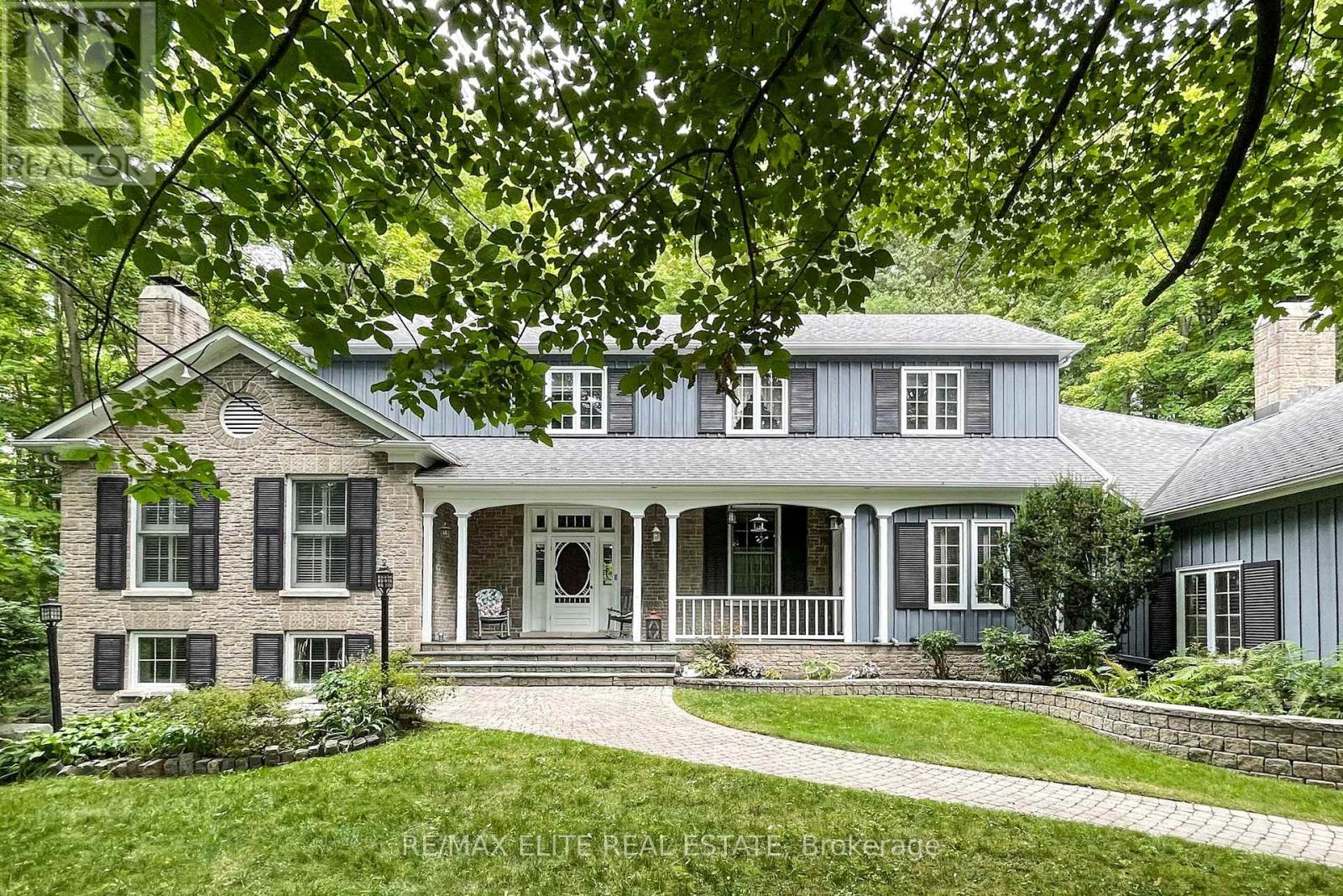 18 Blue Ridge Trail, Whitchurch-Stouffville, Ontario  L3Y 4W1 - Photo 3 - N12472209