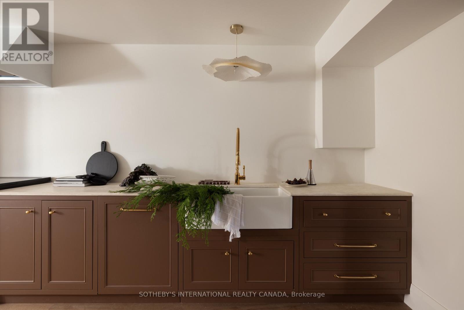 36 Rosemeade Avenue, Toronto, Ontario  M8Y 3A3 - Photo 40 - W12502514