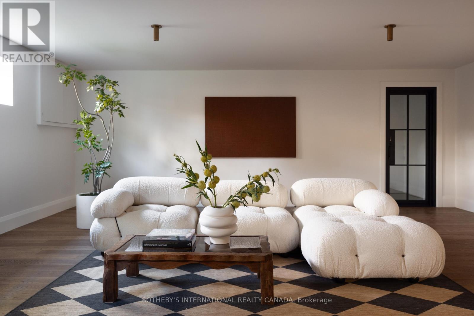 36 Rosemeade Avenue, Toronto, Ontario  M8Y 3A3 - Photo 37 - W12502514