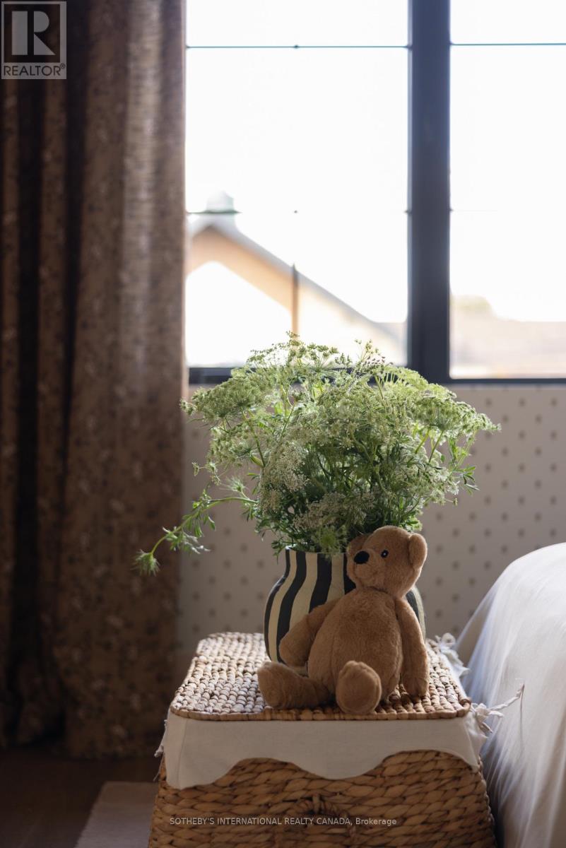 36 Rosemeade Avenue, Toronto, Ontario  M8Y 3A3 - Photo 32 - W12502514